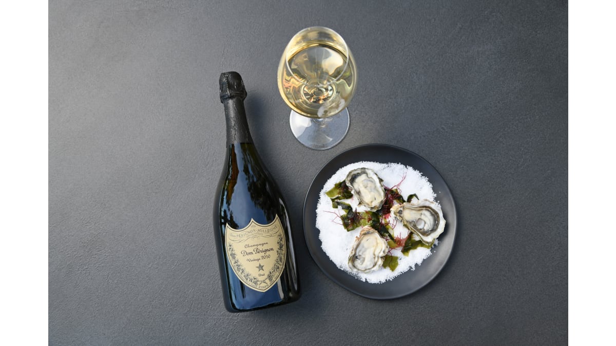 Dom Perignon Vintage with Gift Box 2010 | Wine.com