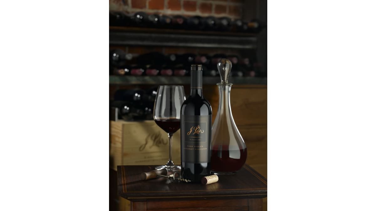 J. Lohr Signature Cabernet Sauvignon 2021 | Wine.com