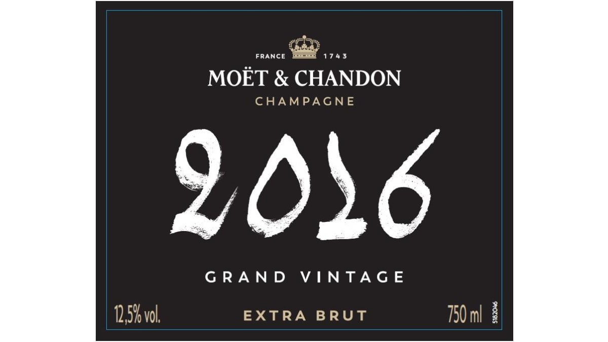 Moet & Chandon Grand Vintage Extra Brut 2016 | Wine.com