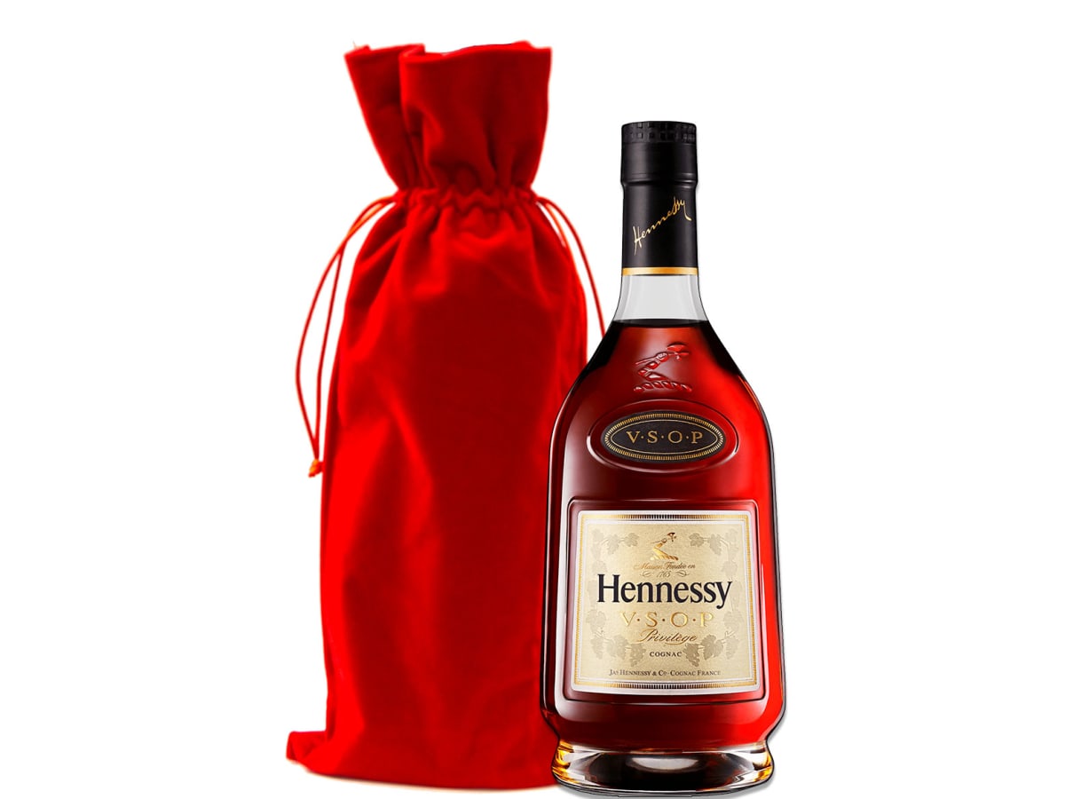Hennessy VSOP Privilege Cognac with Red Velvet Gift Bag | Wine.com