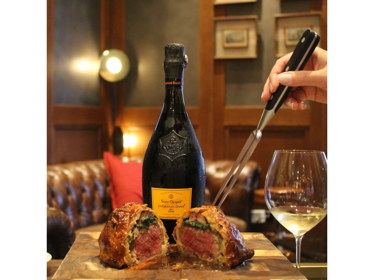 Veuve Clicquot La Grande Dame 2006 | Wine.com