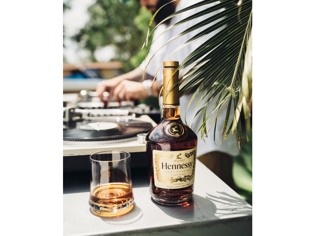 Hennessy V.S コニャック Hennessy VS Cognac | Wine.com