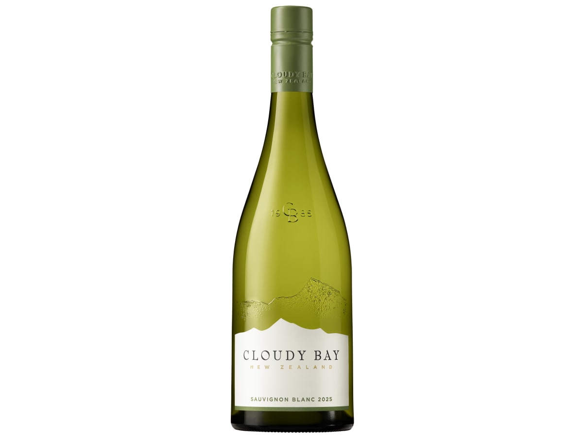 CLOUDY BAY シャルドネ2022 & ソーヴィニヨン・ブラン2025 Cloudy Bay Sauvignon Blanc 2025 | Wine.com