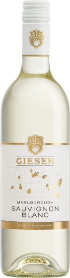 Giesen Sauvignon Blanc 2024 Front Bottle Shot