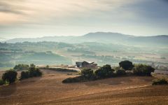 Le Naturel Aroa Winery and the Yerri Valley Winery Image