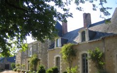 Domaine des Baumard Outside Domaine des Baumard Winery Image