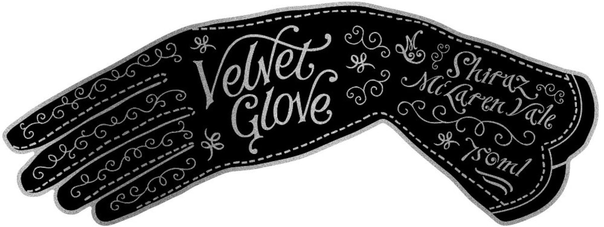 Mollydooker Velvet Glove Shiraz 2010 Front Label