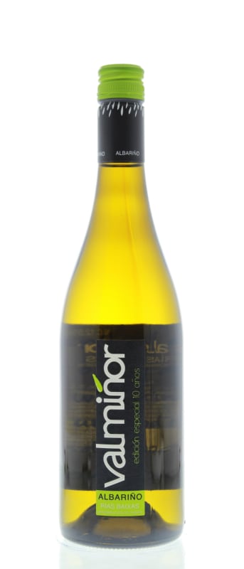 Valminor Rias Baixas Albarino 2011 Front Bottle Shot