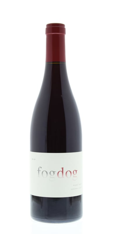 Fogdog Pinot Noir 2010 Front Bottle Shot