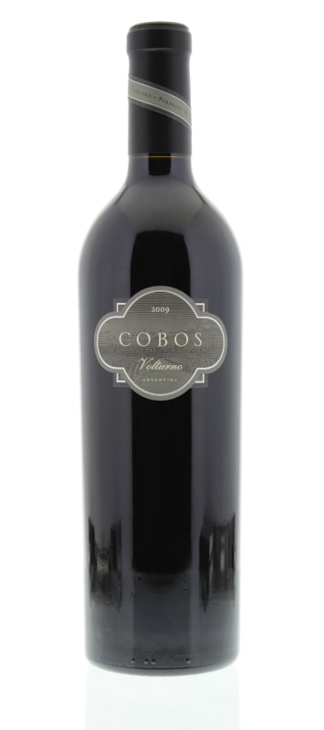 Vina Cobos Volturno 2009 Front Bottle Shot