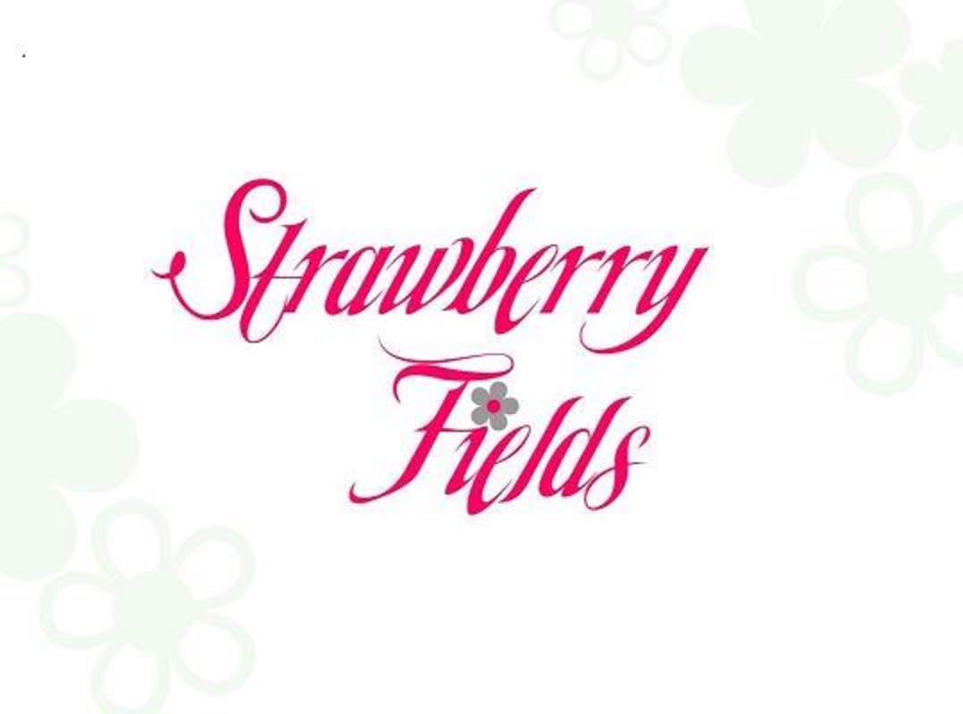 Graceland Vineyards Strawberry Fields 2014 Front Label