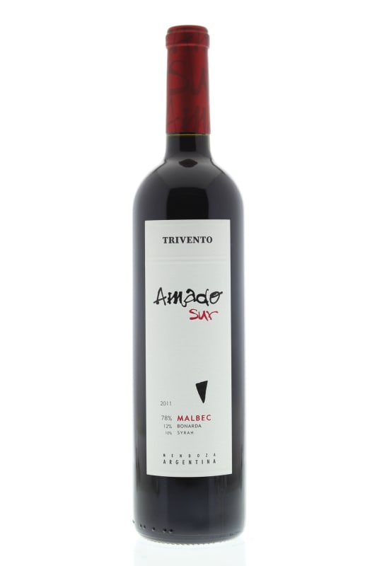 Trivento Amado Sur 2011 Front Bottle Shot