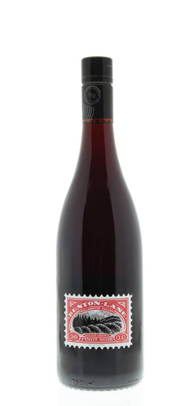 Benton Lane Pinot Noir 2011 Front Bottle Shot