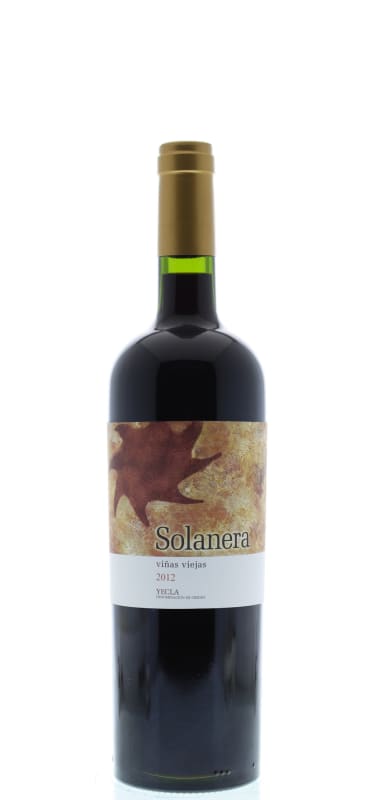 Bodegas Castano Solanera 2012 Front Bottle Shot