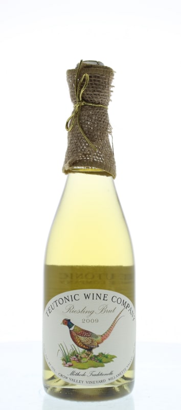 Teutonic Riesling Brut 2009 Front Bottle Shot