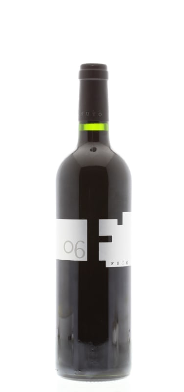 Futo 2006 Front Bottle Shot