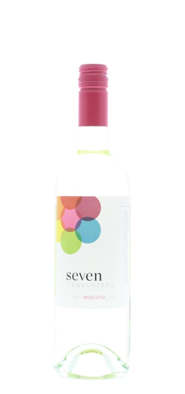 Seven Daughters Moscato 2015 Front Bottle Shot