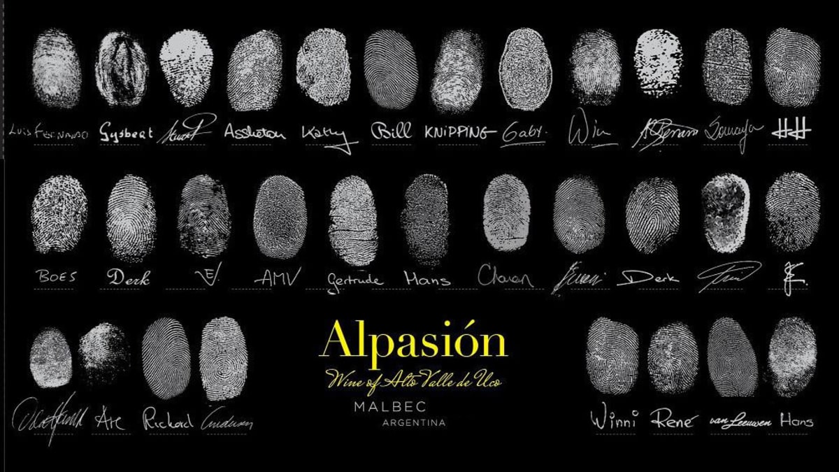 Alpasion Crianza Malbec 2015 Front Label