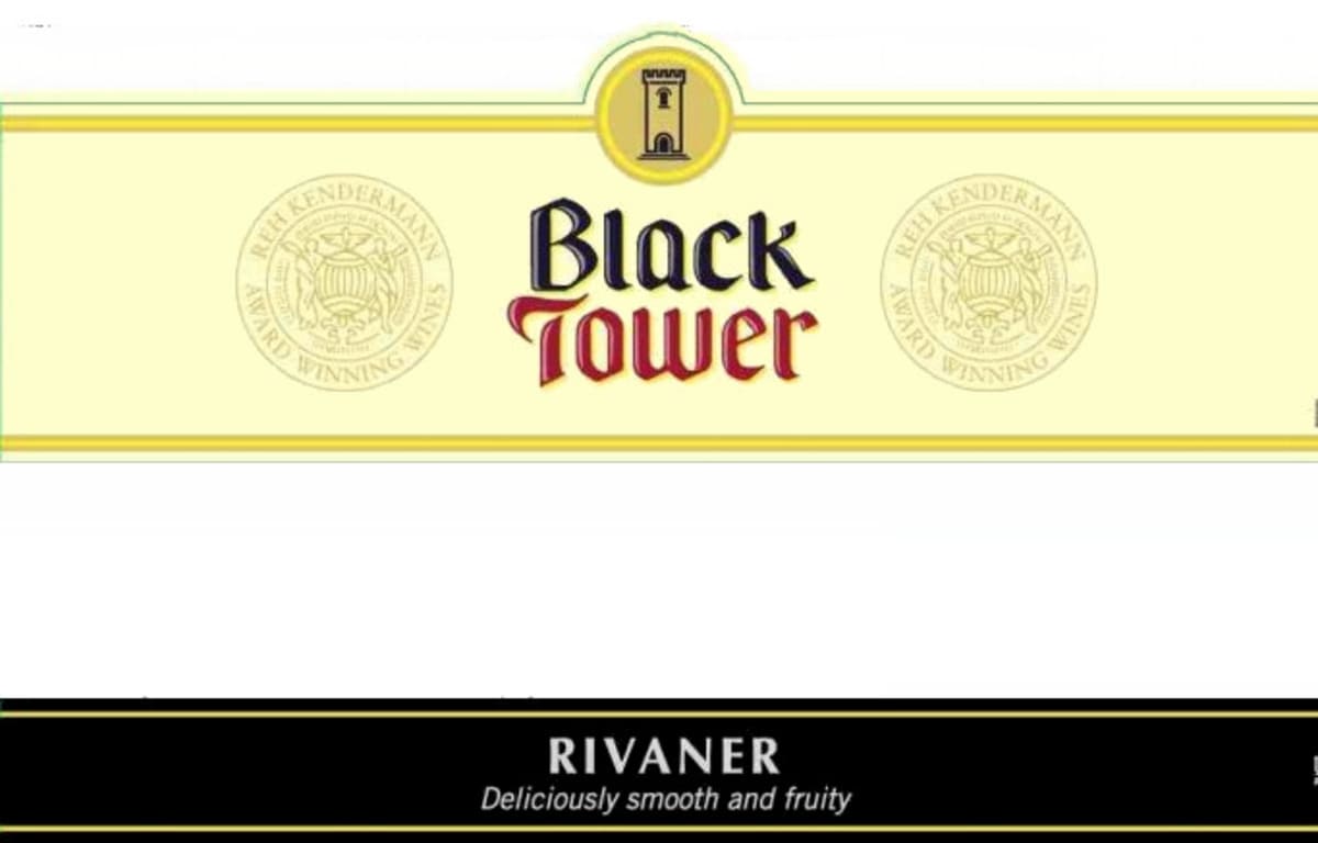 Black Tower Rivaner 2011 Front Label