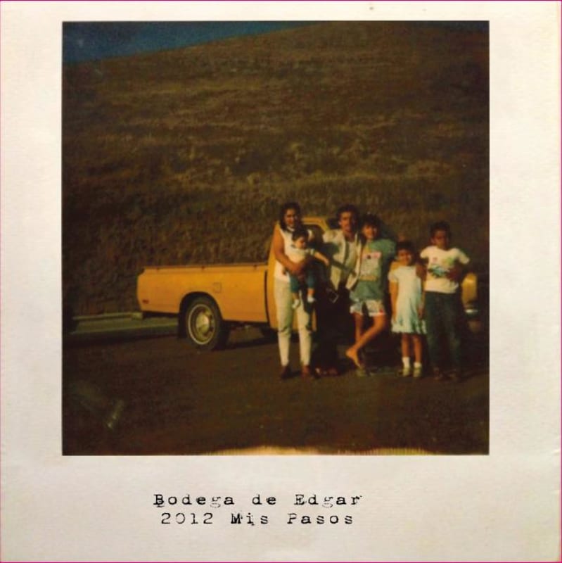 Bodega de Edgar Mis Pasos Red 2012 Front Label