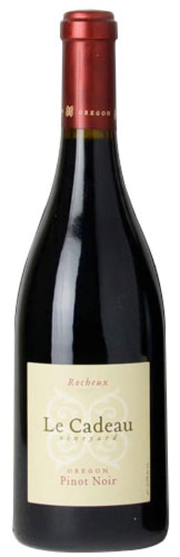 Le Cadeau Vineyard Rocheux Pinot Noir 2015 Front Bottle Shot