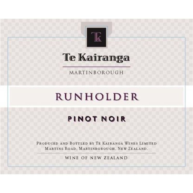 Te Kairanga Runholder Pinot Noir 2005 Front Label