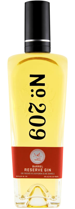 No. 209 Sauvignon Blanc Barrel Reserve Gin Front Bottle Shot
