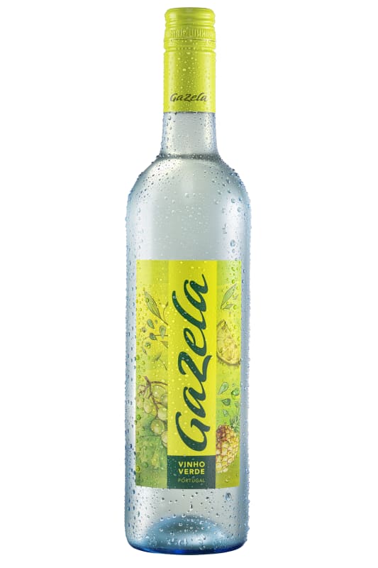 Gazela Vinho Verde Front Bottle Shot