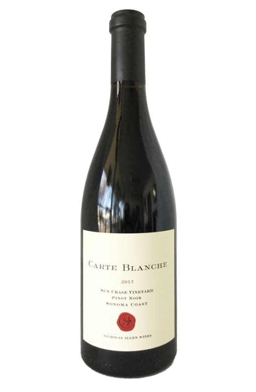 Carte Blanche Sun Chase Vineyard Pinot Noir 2017 Front Bottle Shot