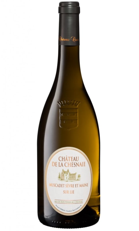 Chereau Carre Chateau de la Chesnaie Muscadet Sevre Et Maine 2021 Front Bottle Shot