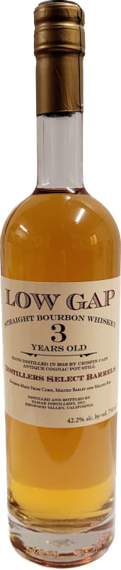 Low Gap Straight Bourbon Whiskey Front Bottle Shot