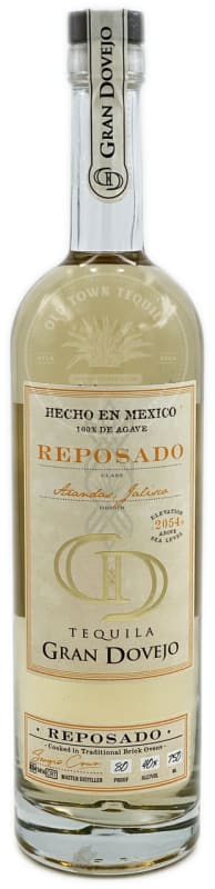 Tequila Gran Dovejo Reposado Front Bottle Shot