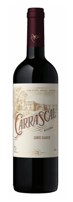 Weinert Corte Classico Front Bottle Shot