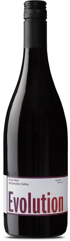 Sokol Blosser Evolution Pinot Noir 2020 Front Bottle Shot