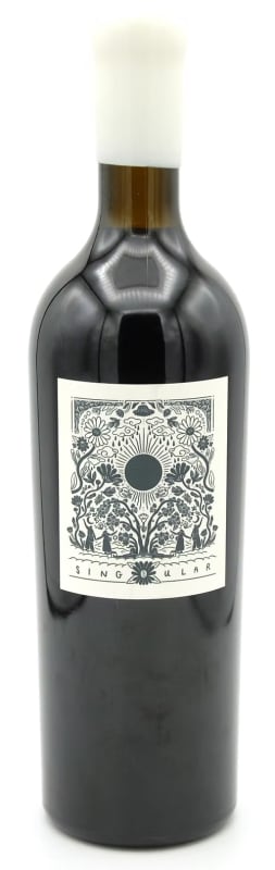 Hacienda La Lomita Singular 2016 Front Bottle Shot