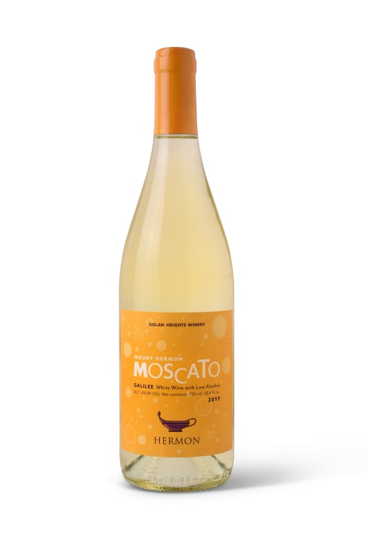 Yarden Mount Hermon Moscato (OK Kosher) 2017 Front Bottle Shot
