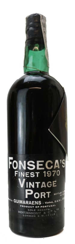 Fonseca Vintage Port (chipped wax capsule - no label) 1970 Front Bottle Shot