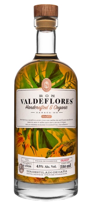 Ron Valdeflores 8 Year Rum Front Bottle Shot
