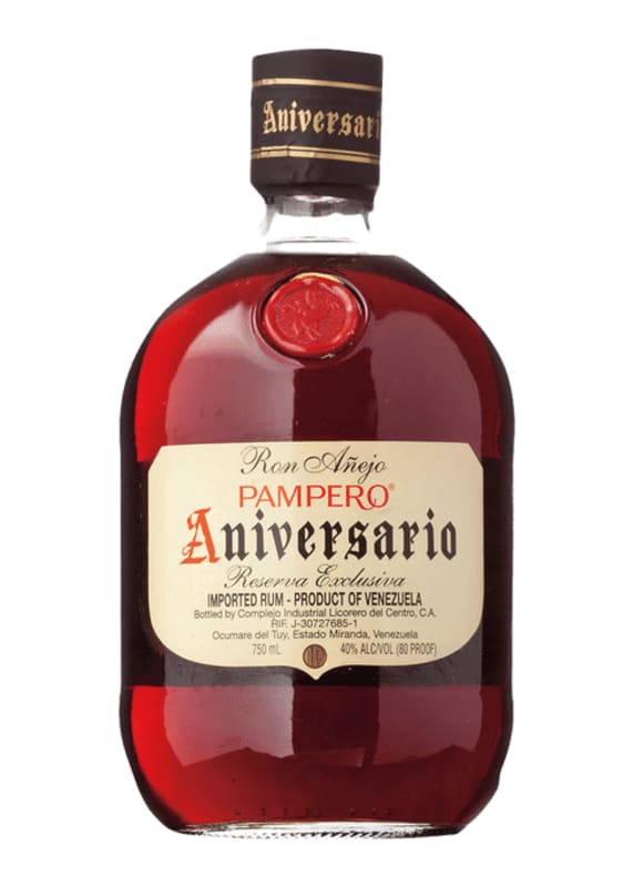 Pampero Aniversario Rum Front Bottle Shot