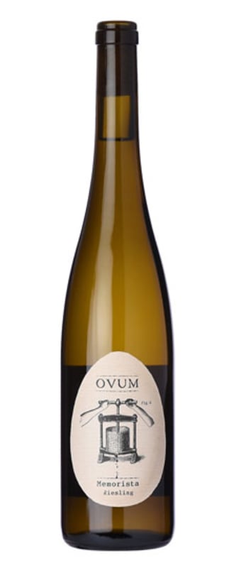 Big Salt Memorista Riesling 2017 Front Bottle Shot