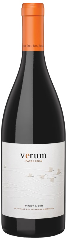 Verum Pinot Noir 2014 Front Bottle Shot