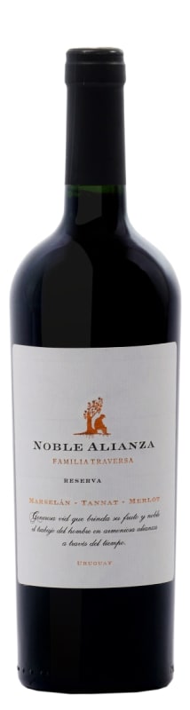 Familia Traversa Noble Alianza Reserva 2018 Front Bottle Shot