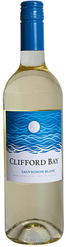 Clifford Bay Sauvignon Blanc 2018 Front Bottle Shot