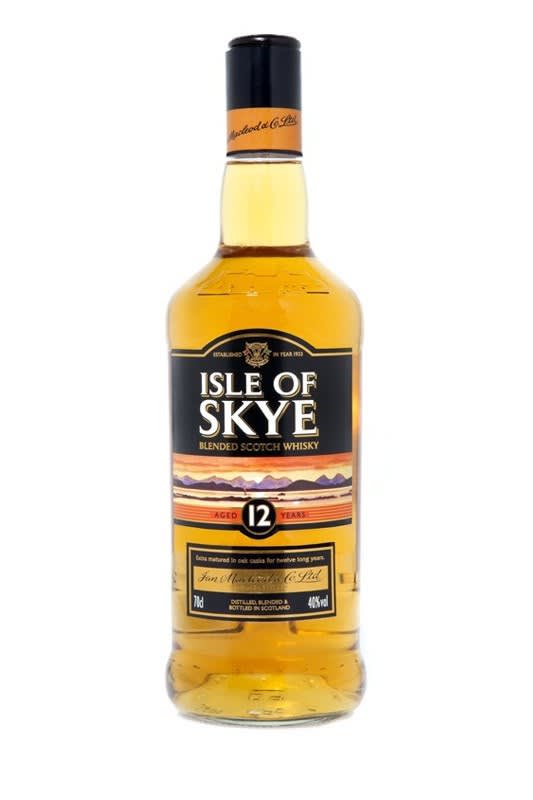 Isle of Skye 12 Year Scotch Whisky Front Bottle Shot