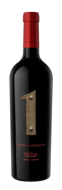 Antigal Uno Cabernet Sauvignon 2016 Front Bottle Shot