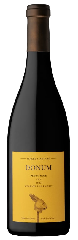 Donum Carneros Single Vineyard Estate Pinot Noir 2023 Front Bottle Shot