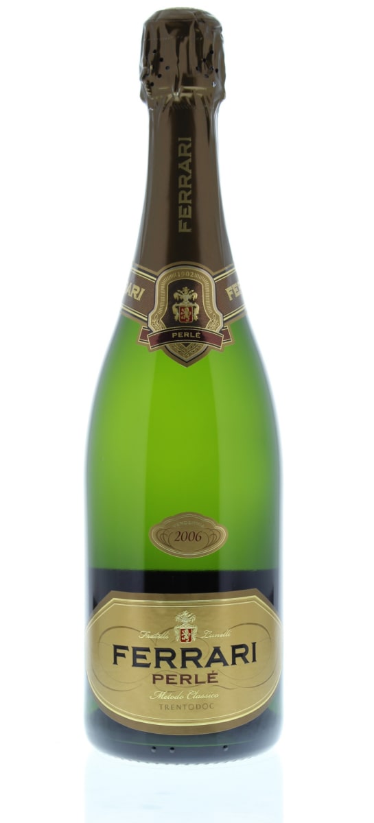 Ferrari Perle 2006 Front Bottle Shot