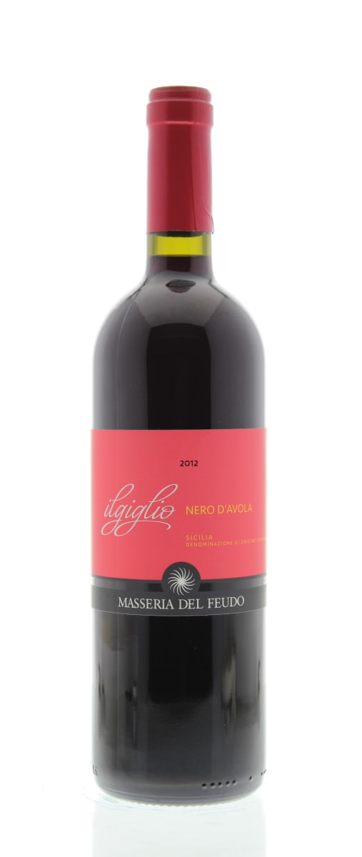 Masseria del Feudo Il Giglio Nero d'Avola 2012 Front Bottle Shot