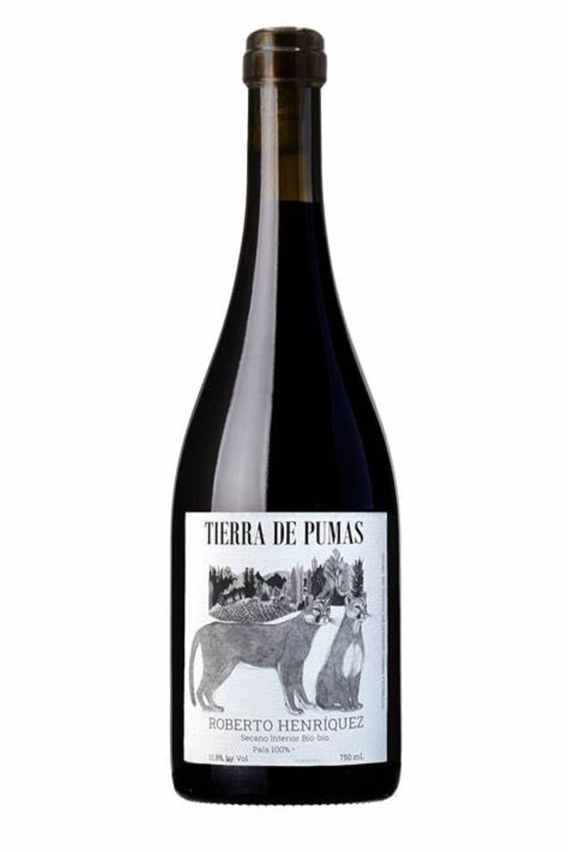 Roberto Henriquez Tierra de Pumas 2020 Front Bottle Shot